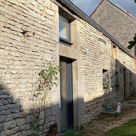 Gite L'Atelier D'Emile Baigneux-les-Juifs Exteriér fotografie